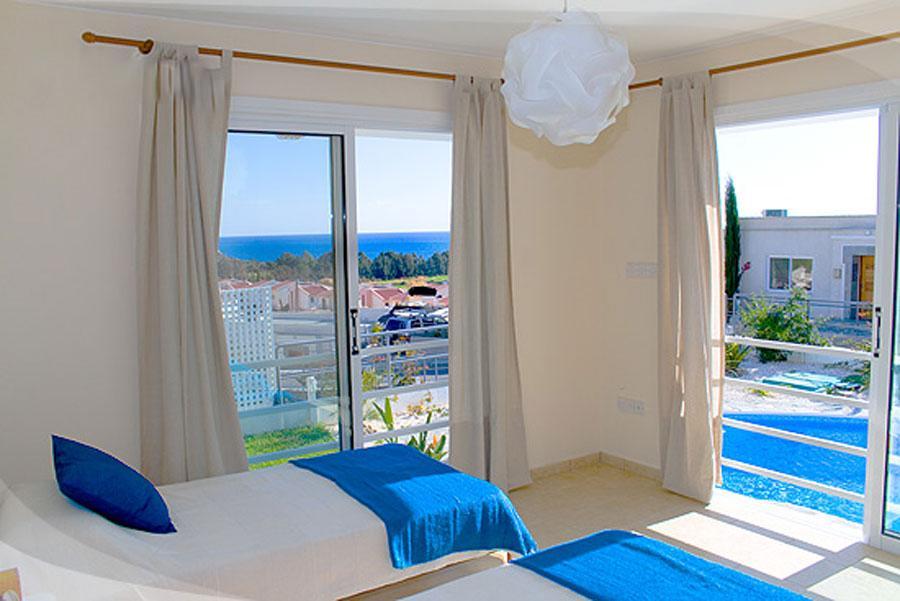 Anastasia Pissouri Kamer foto